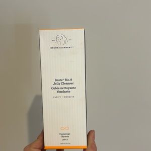 Hello! This is a drunk elephant jelly cleanser that has not been opened or used